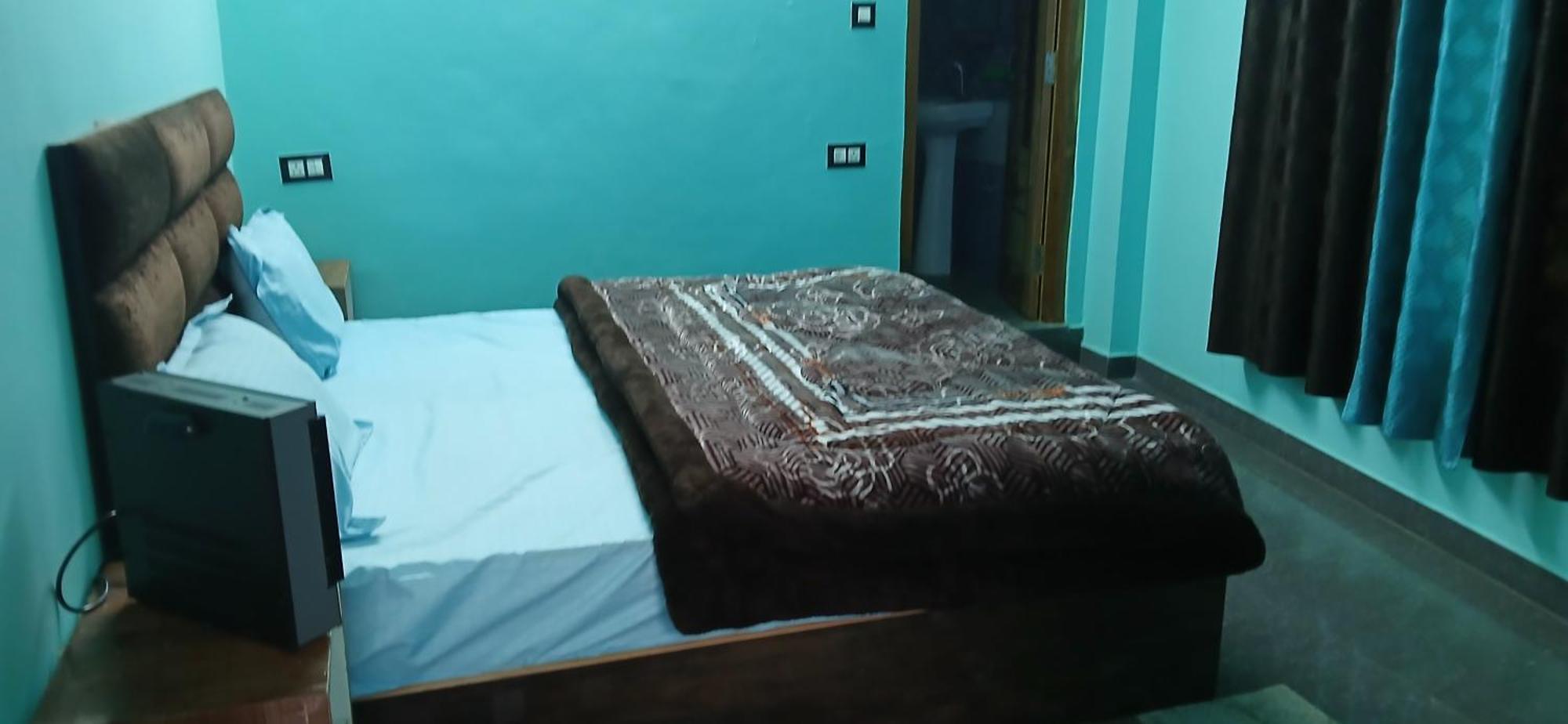 Golden Valley Hotel Kasol Ngoại thất bức ảnh
